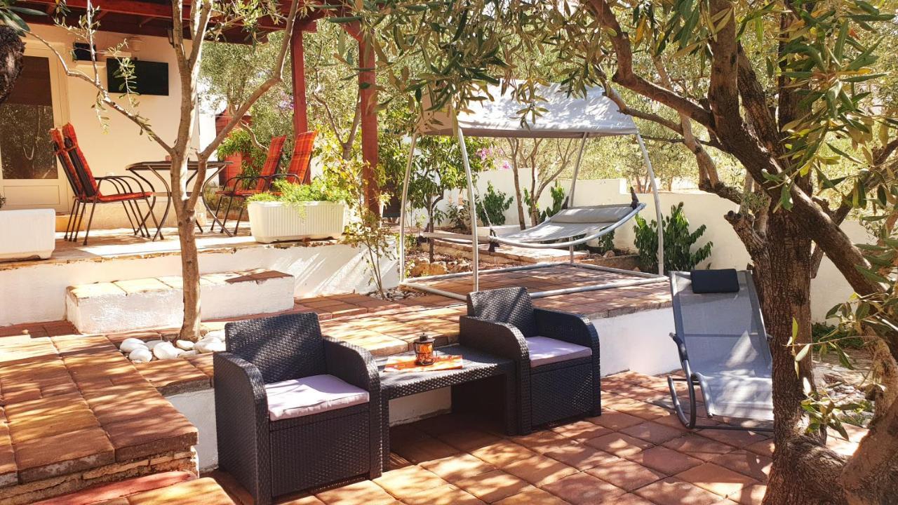 House Oliva With Private Pool And Large Garden Villa Stari Grad  Exterior foto