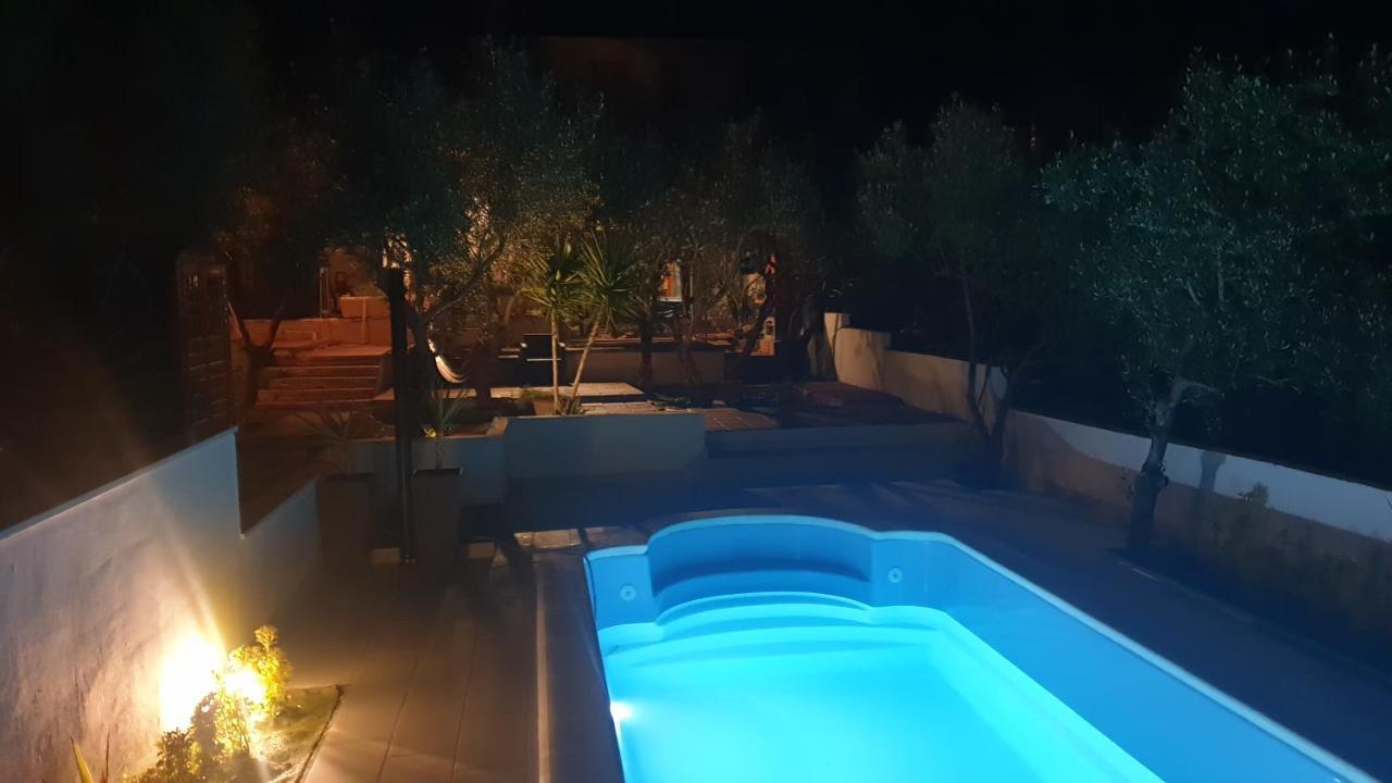 House Oliva With Private Pool And Large Garden Villa Stari Grad  Exterior foto
