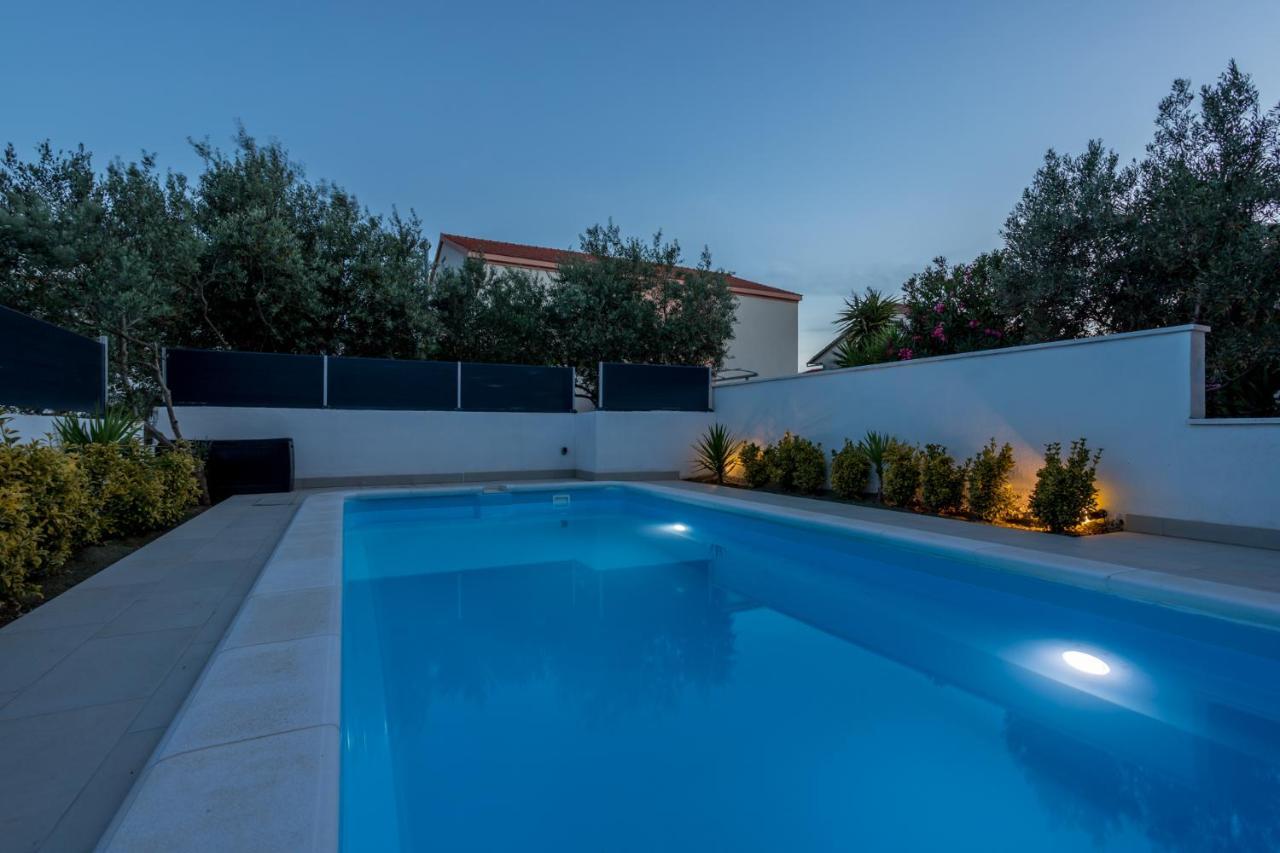 House Oliva With Private Pool And Large Garden Villa Stari Grad  Exterior foto