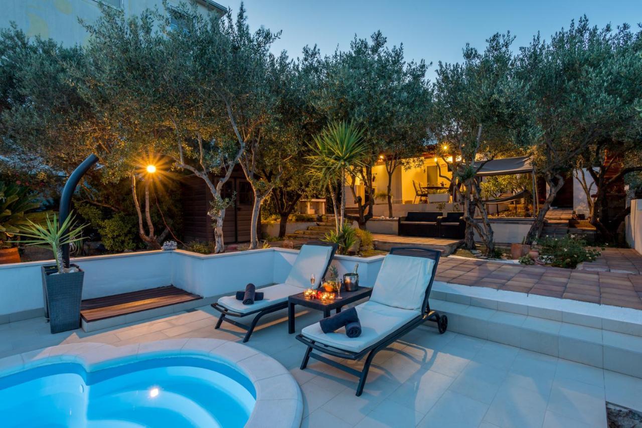 House Oliva With Private Pool And Large Garden Villa Stari Grad  Exterior foto