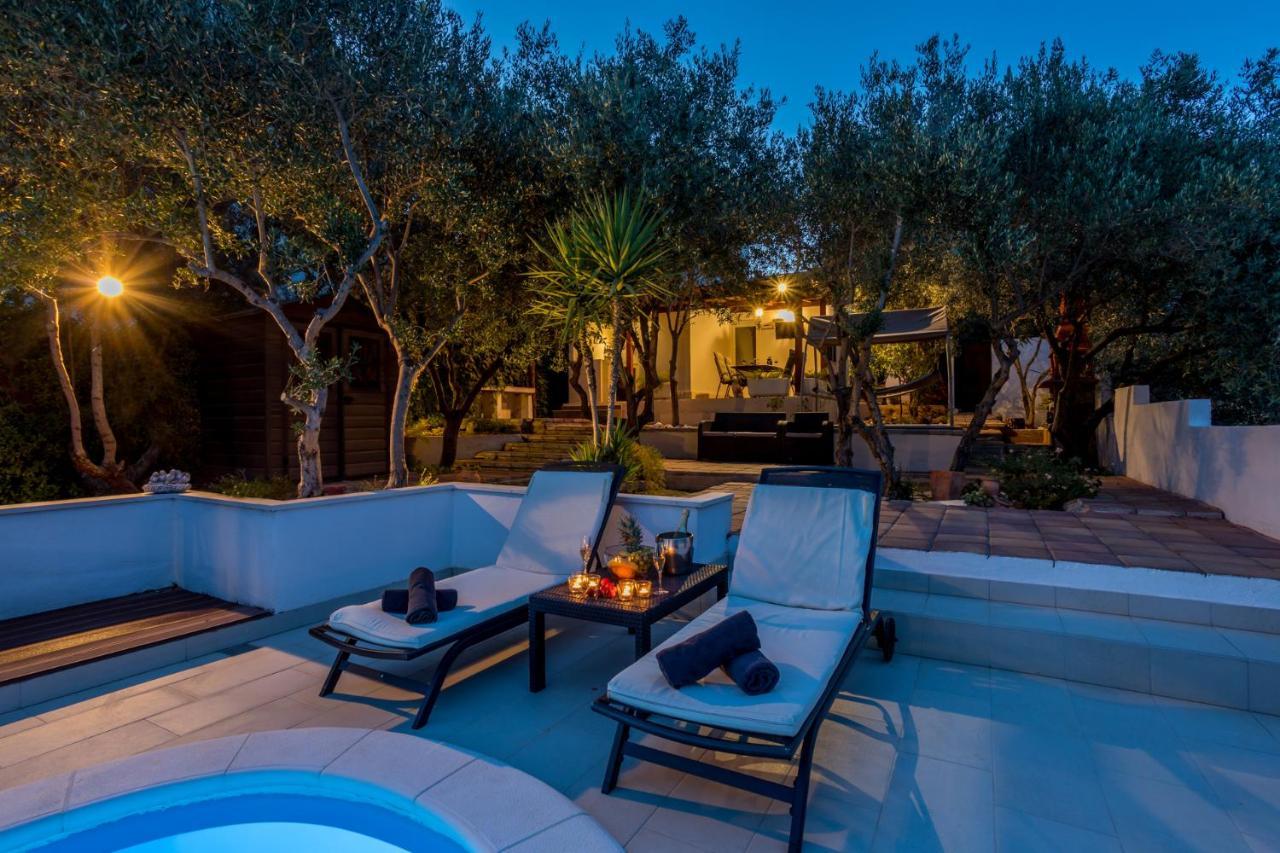 House Oliva With Private Pool And Large Garden Villa Stari Grad  Exterior foto